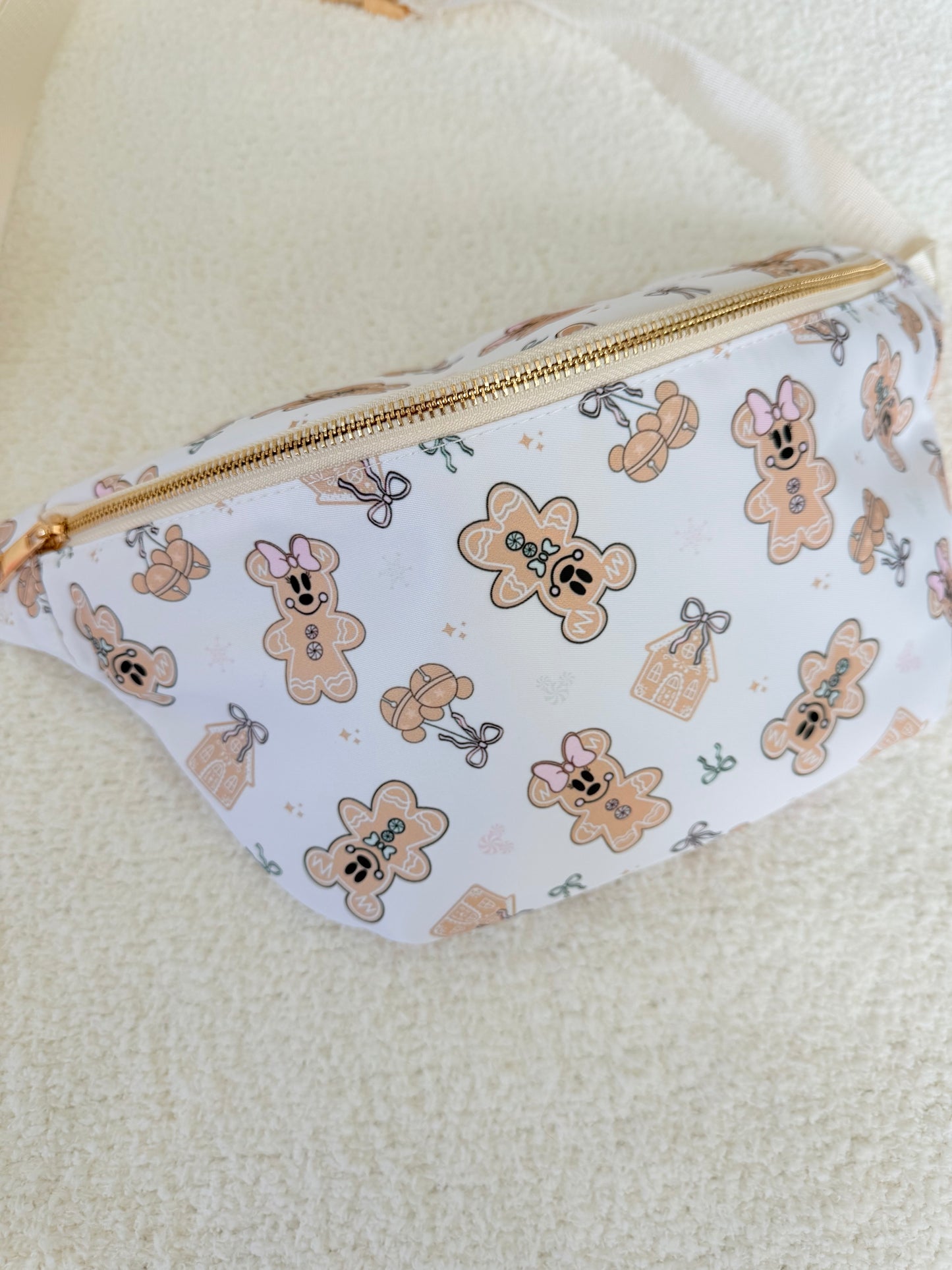Gingerbread Cutie XL Belt Bag