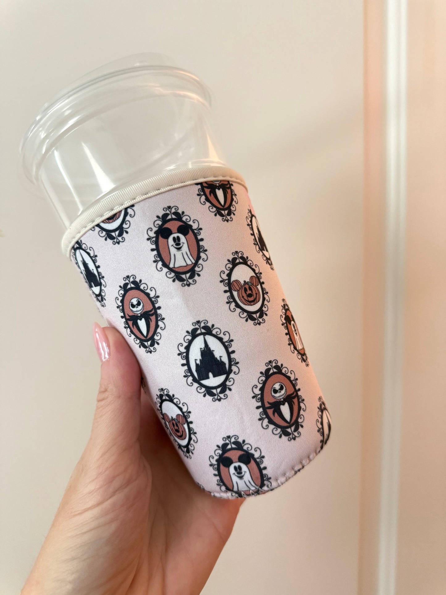 Spooky Icons Halloween Drink Sleeve