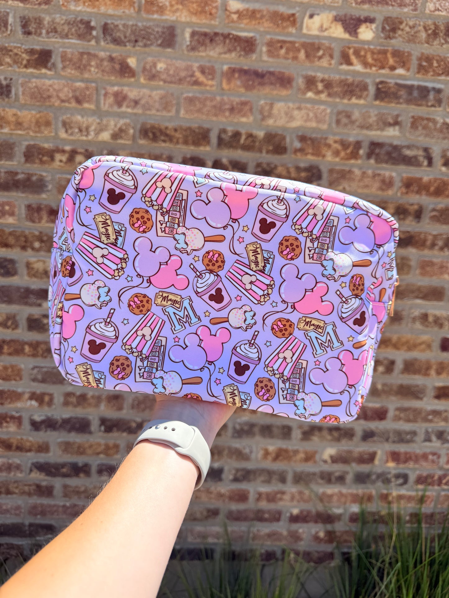 Magical Mouse Snacks XL Zipper Pouch Cosmetics Bag