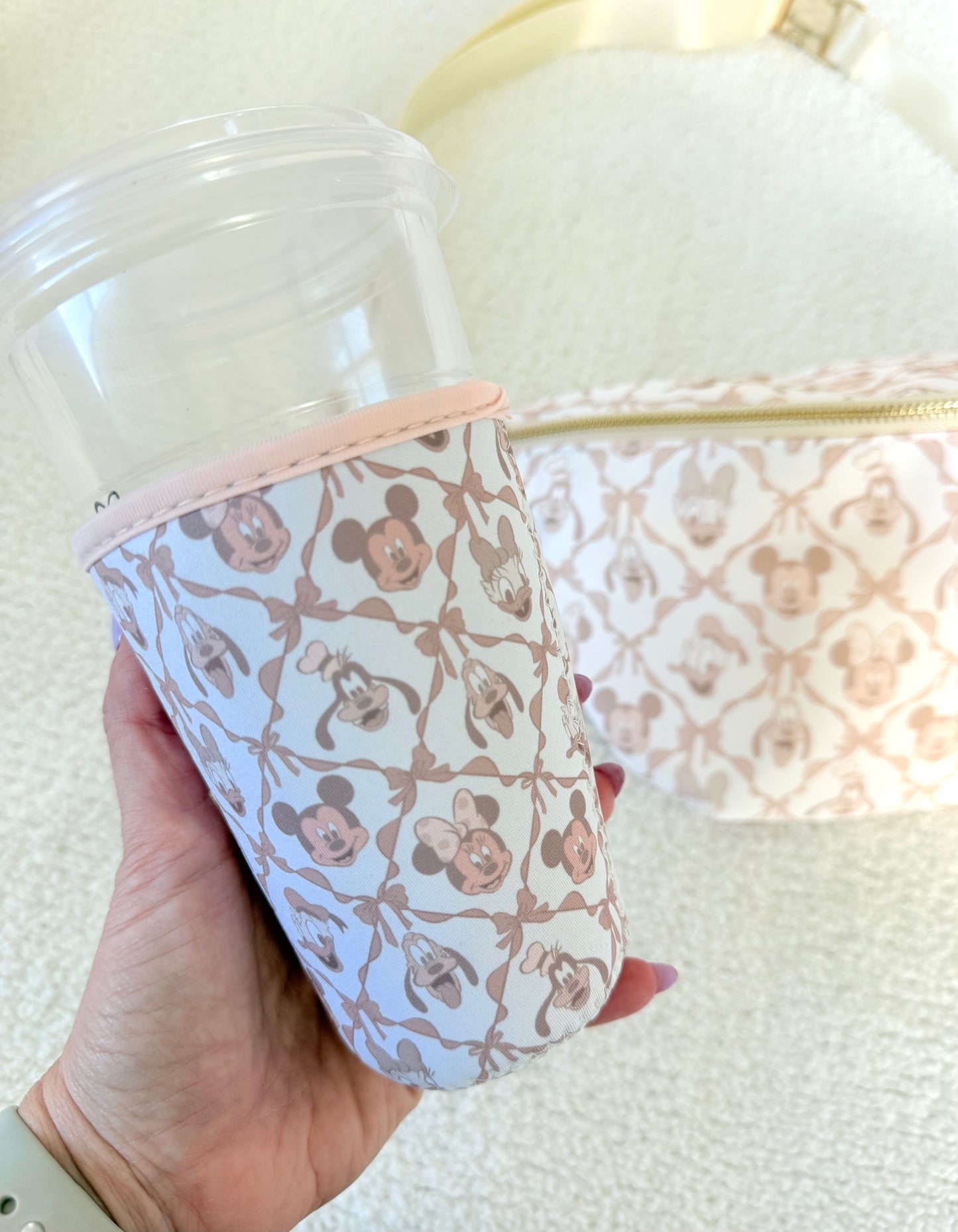 Neutral Girly Characters Drink Sleeve
