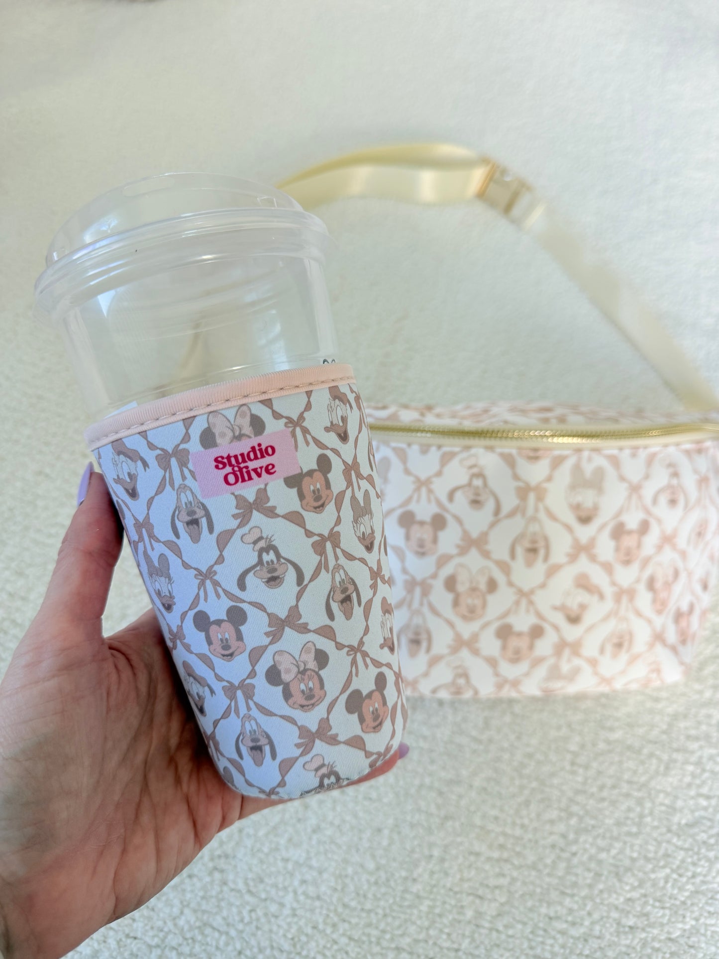 Neutral Girly Characters Drink Sleeve