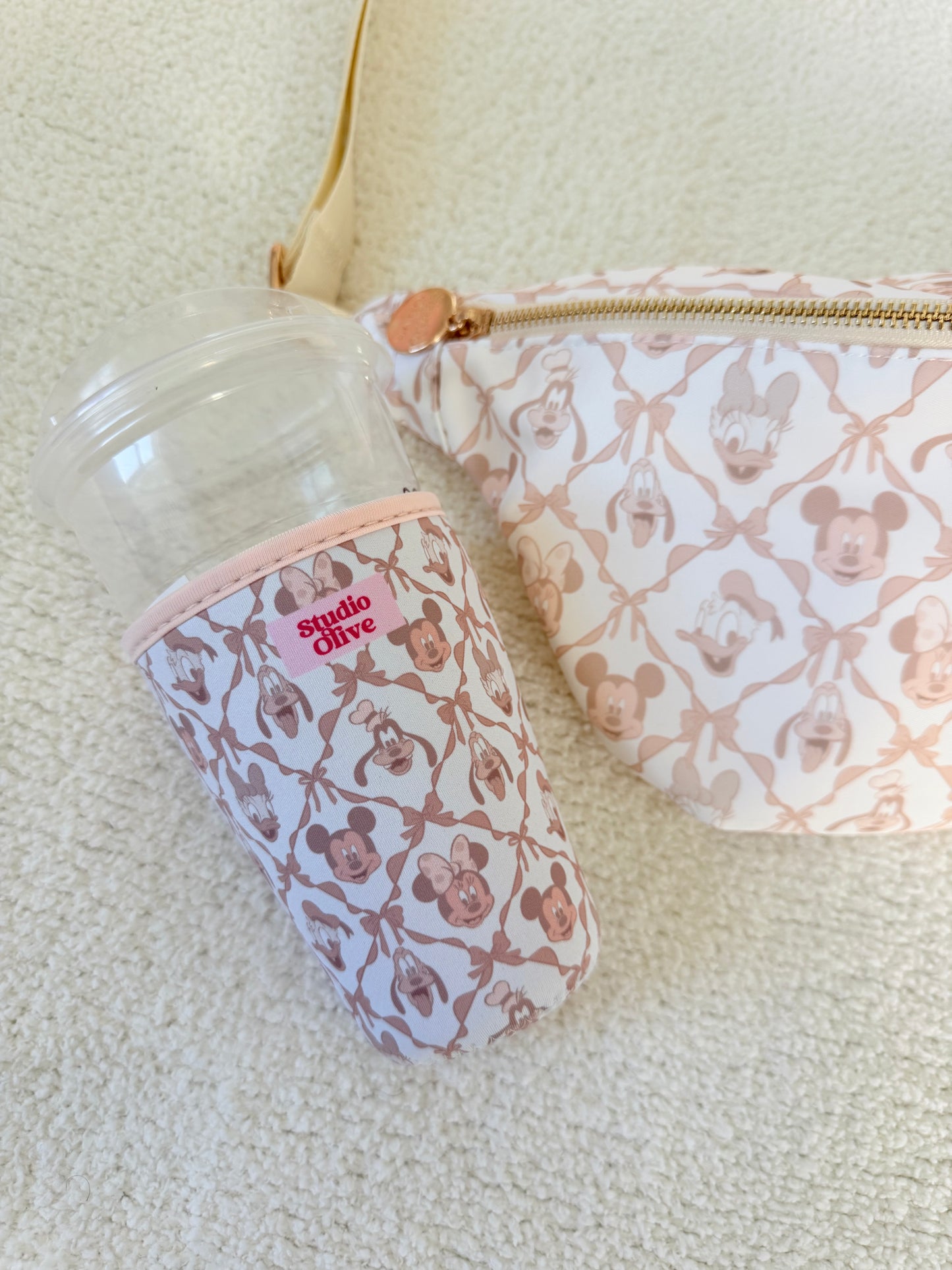 Neutral Girly Characters Drink Sleeve