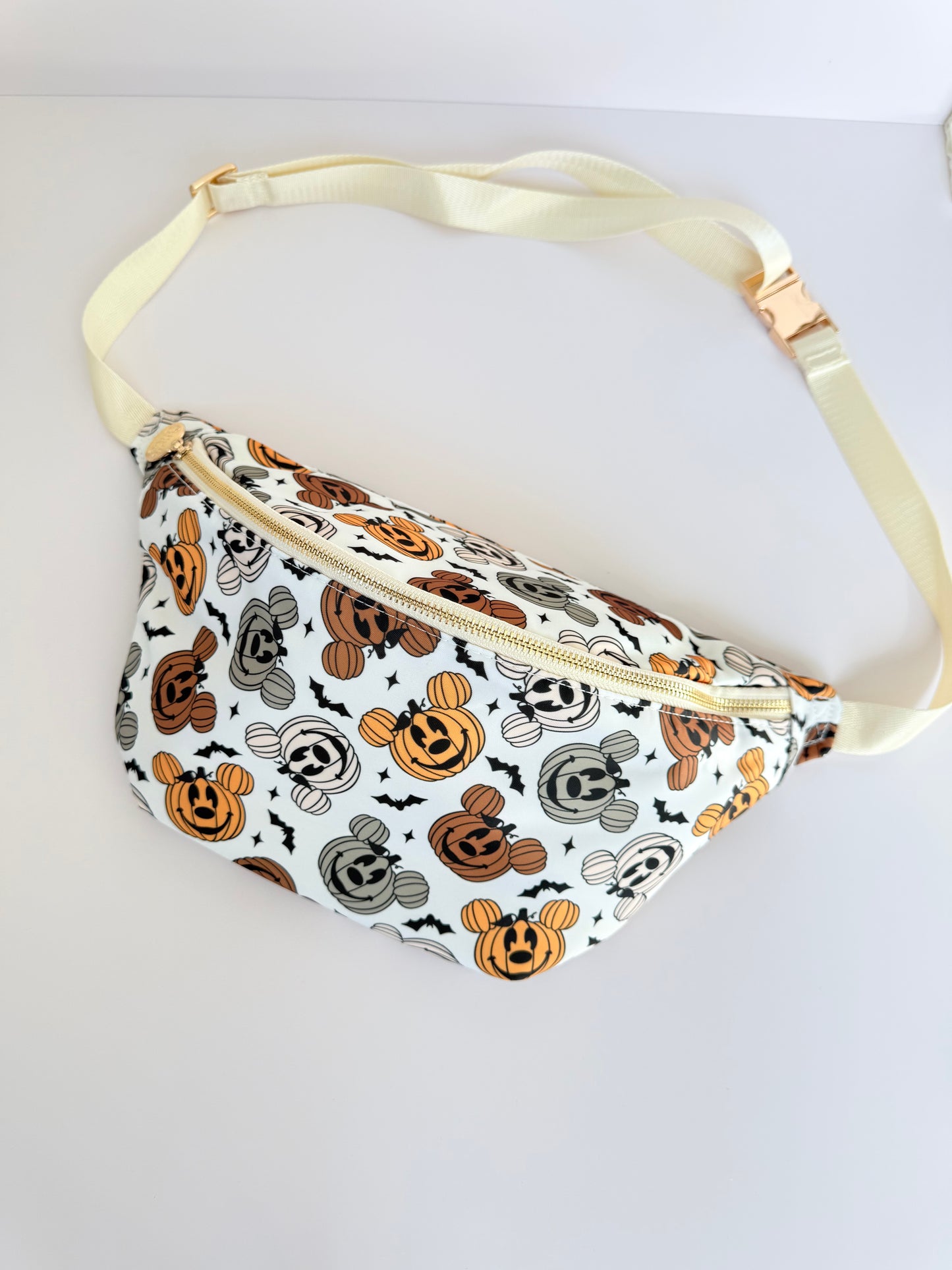 Spooky Pumpkins XL Belt Bag