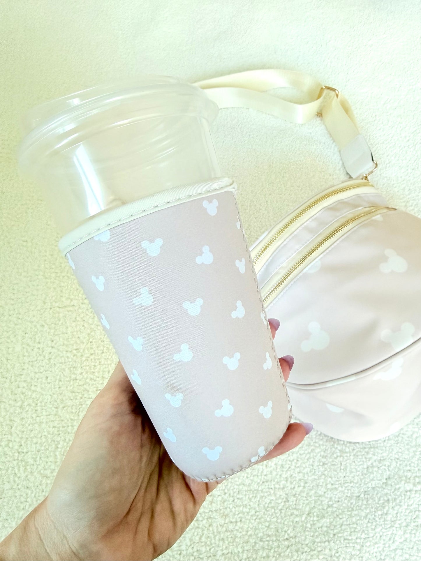 Neutral Beige Drink Sleeve